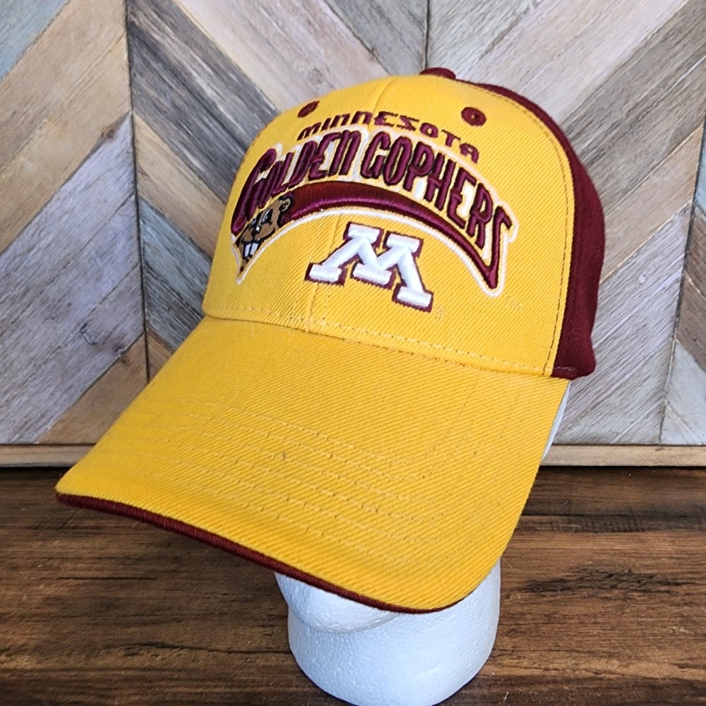 Top‎ of the World Minnesota Golden Gophers Hat Baseball Cap Football Basketball